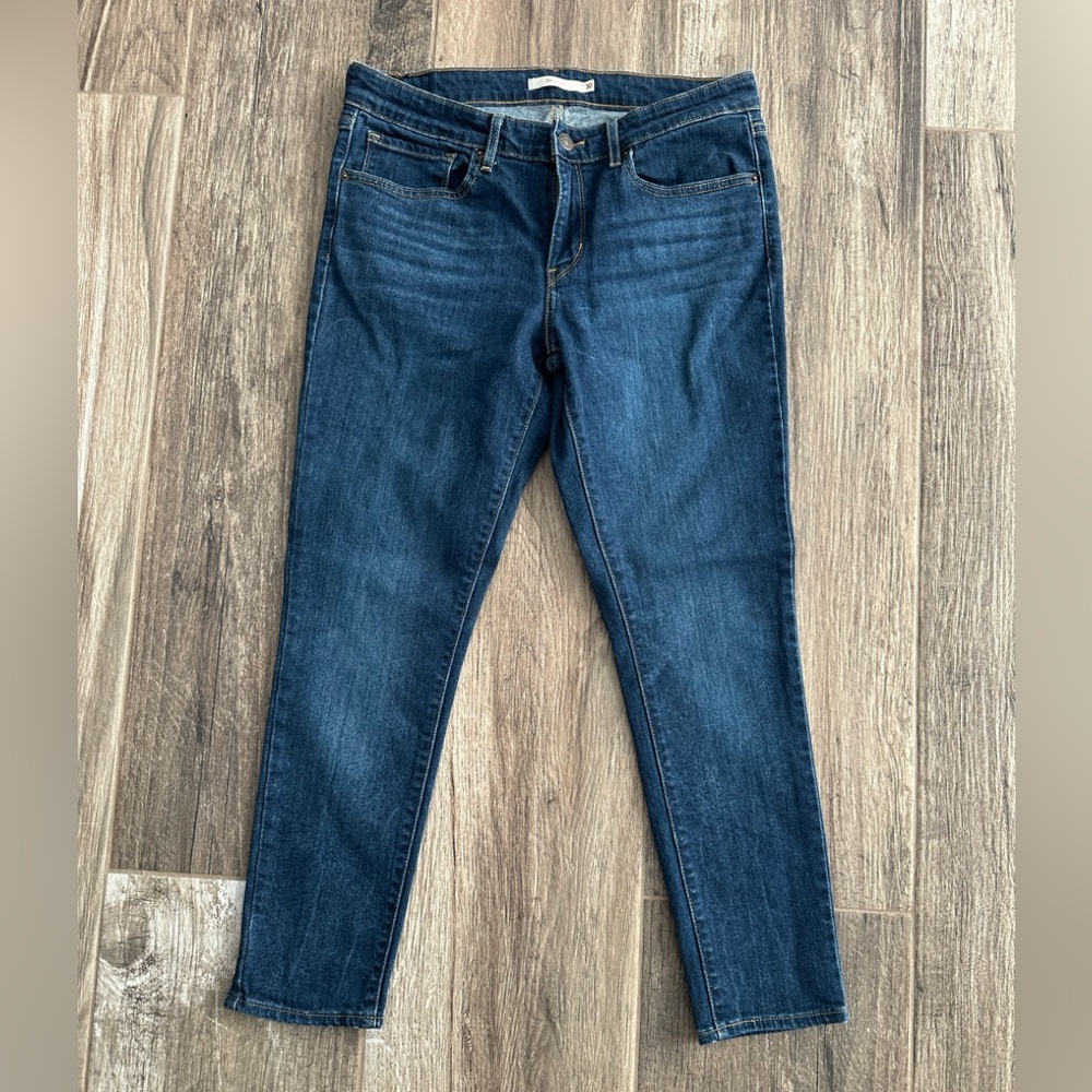 Levi's 711 Skinny Jeans